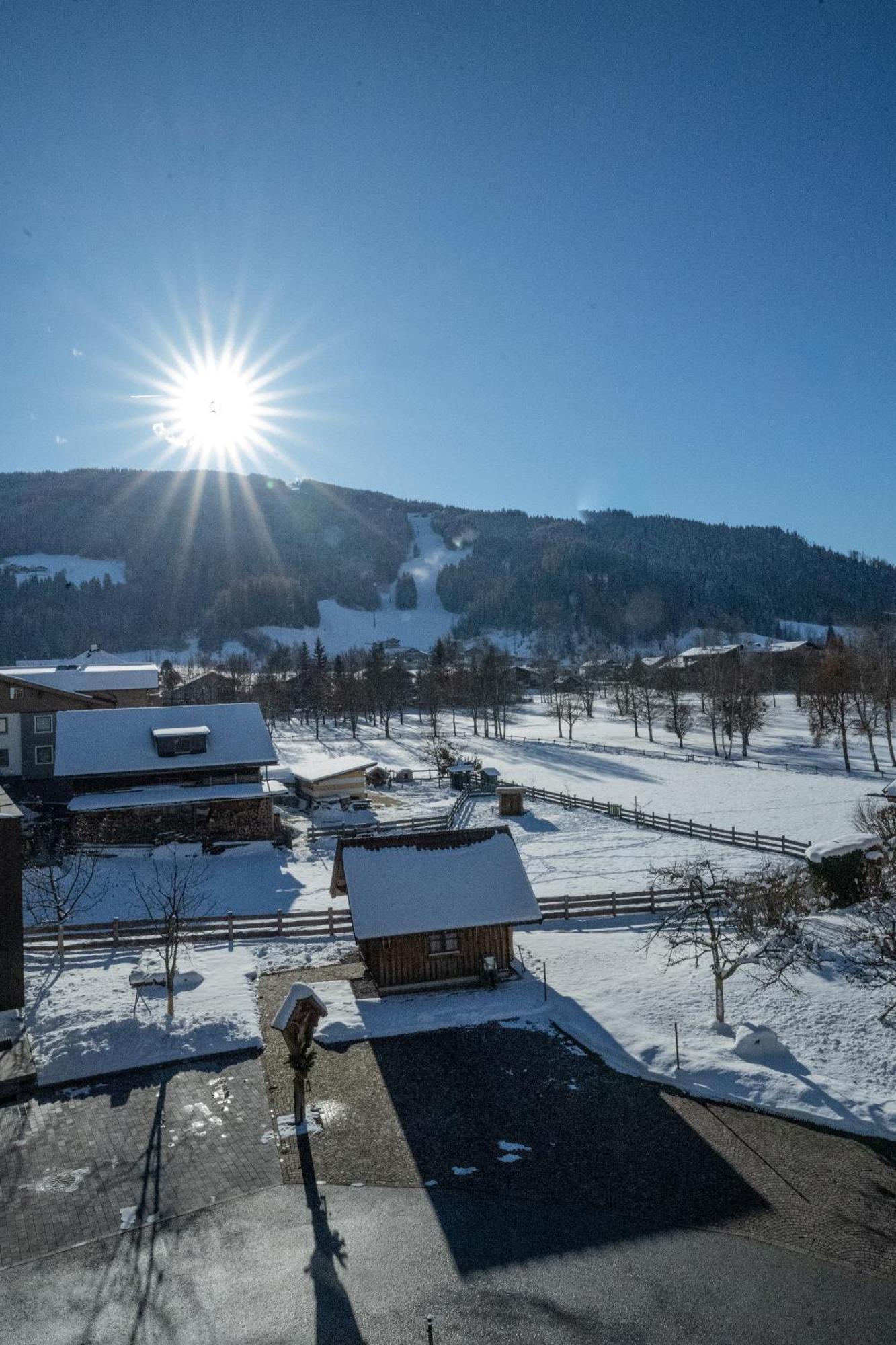 ホテル Haus Koessler ラートシュタット エクステリア 写真